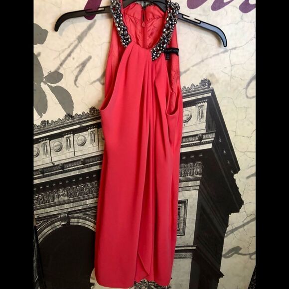 Beautiful mini dress by Carmen Marc Valvo in size 2 - Picture 1 of 2